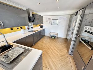 Photo 16- click for photo gallery